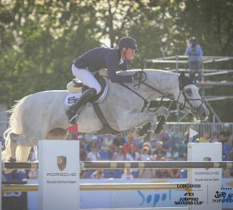 Jasmien vd Bisschop wint nu ook de CSIO GP in Sopot Jasmien vd Bisschop wint nu ook de CSIO GP in Sopot