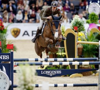 Fair Light van 't Heike op het podium van de Wereldbeker in Verona