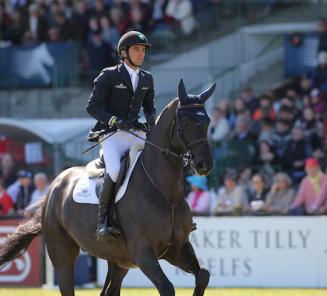 Extra van Essene wint GP Beervelde!