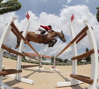 Duc de Revel (alias Dusty Van De Doornakkers) wint Oostenrijkse GP